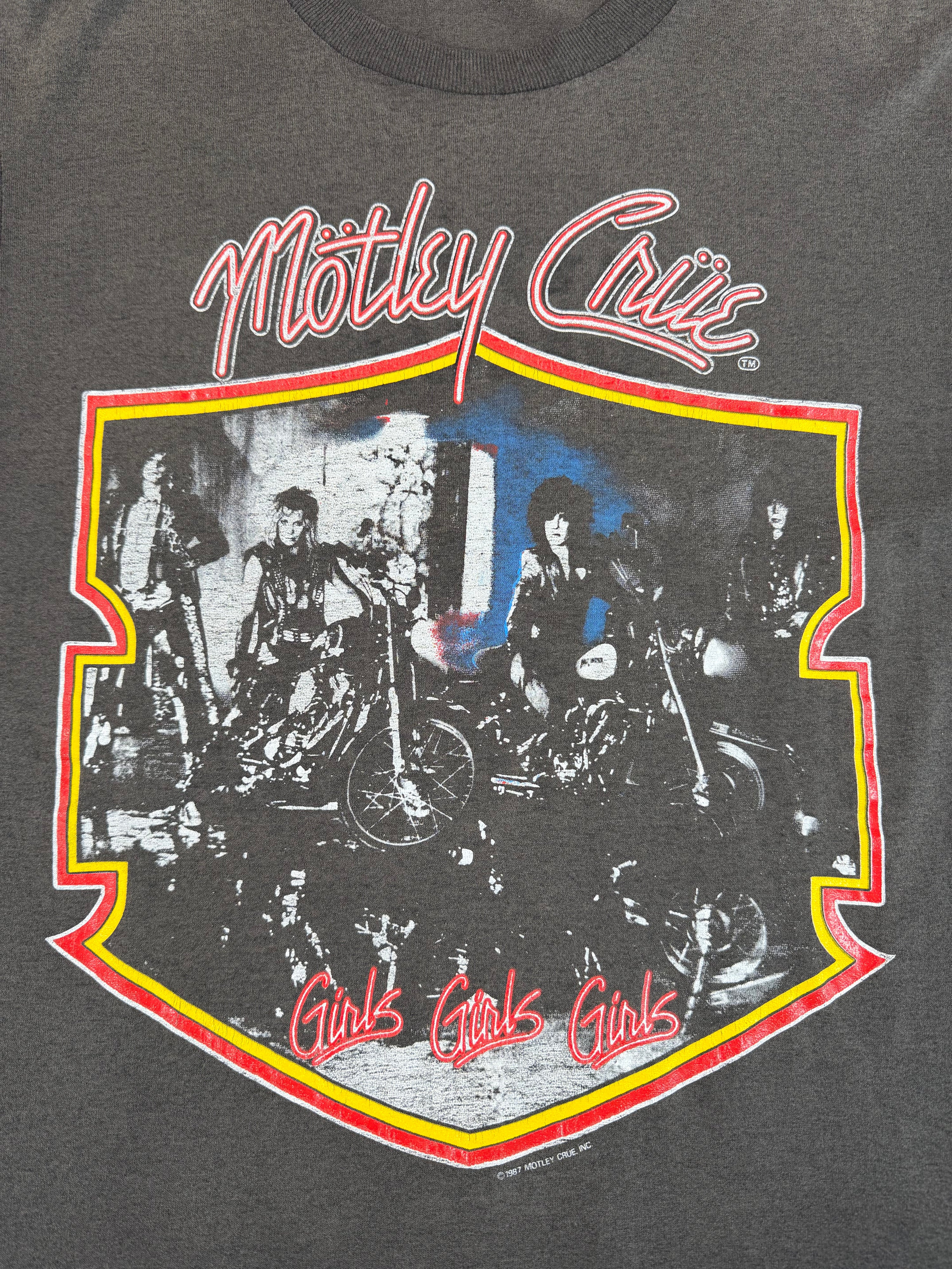 Vintage 1987 Motley Crue “Girls Girls Girls” “LA California” Band T-Shirt Faded Black (S/M)