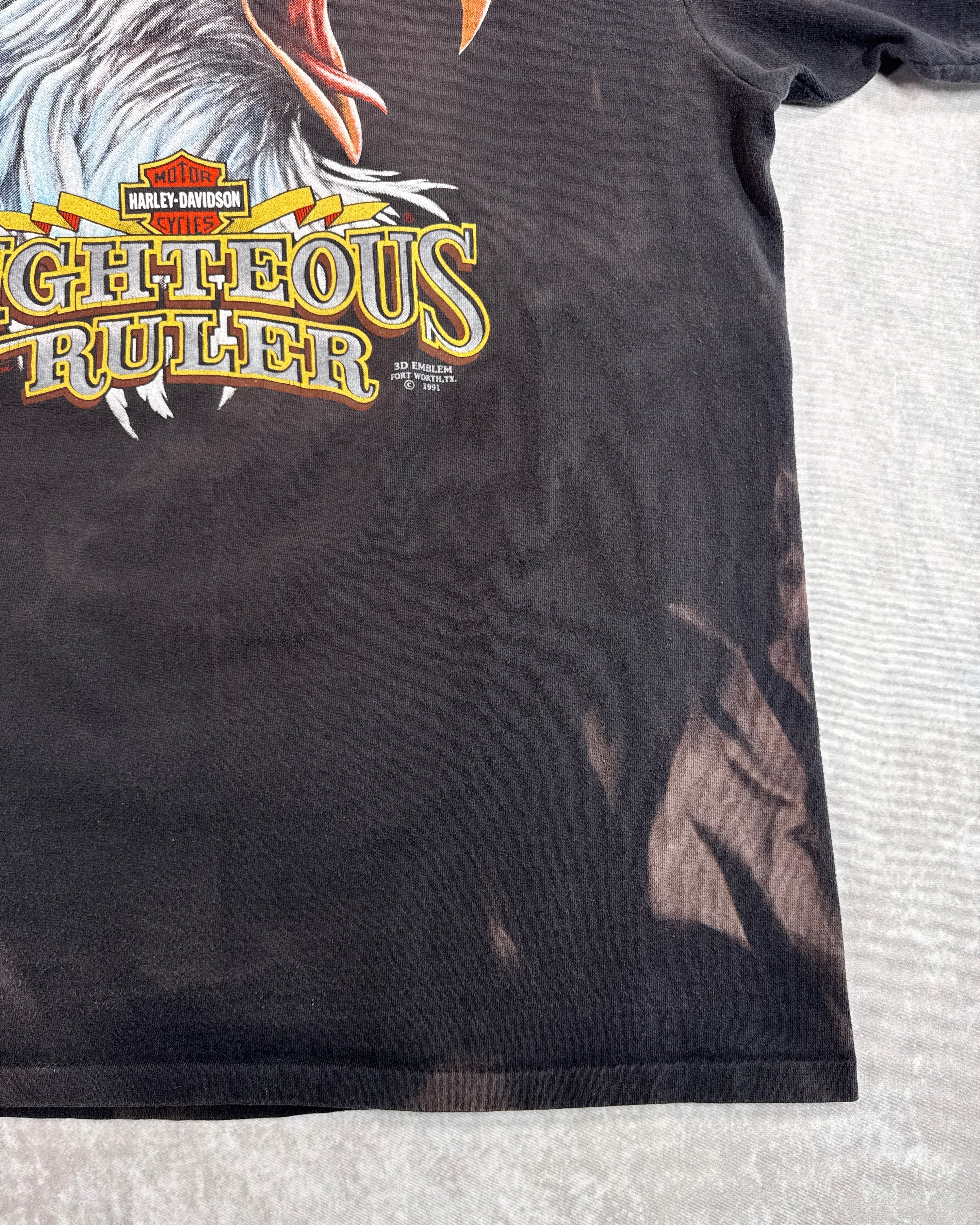 Vintage 1991 Harley Davidson 3D Emblem "Righteous Ruler" Faded T-Shirt (L)