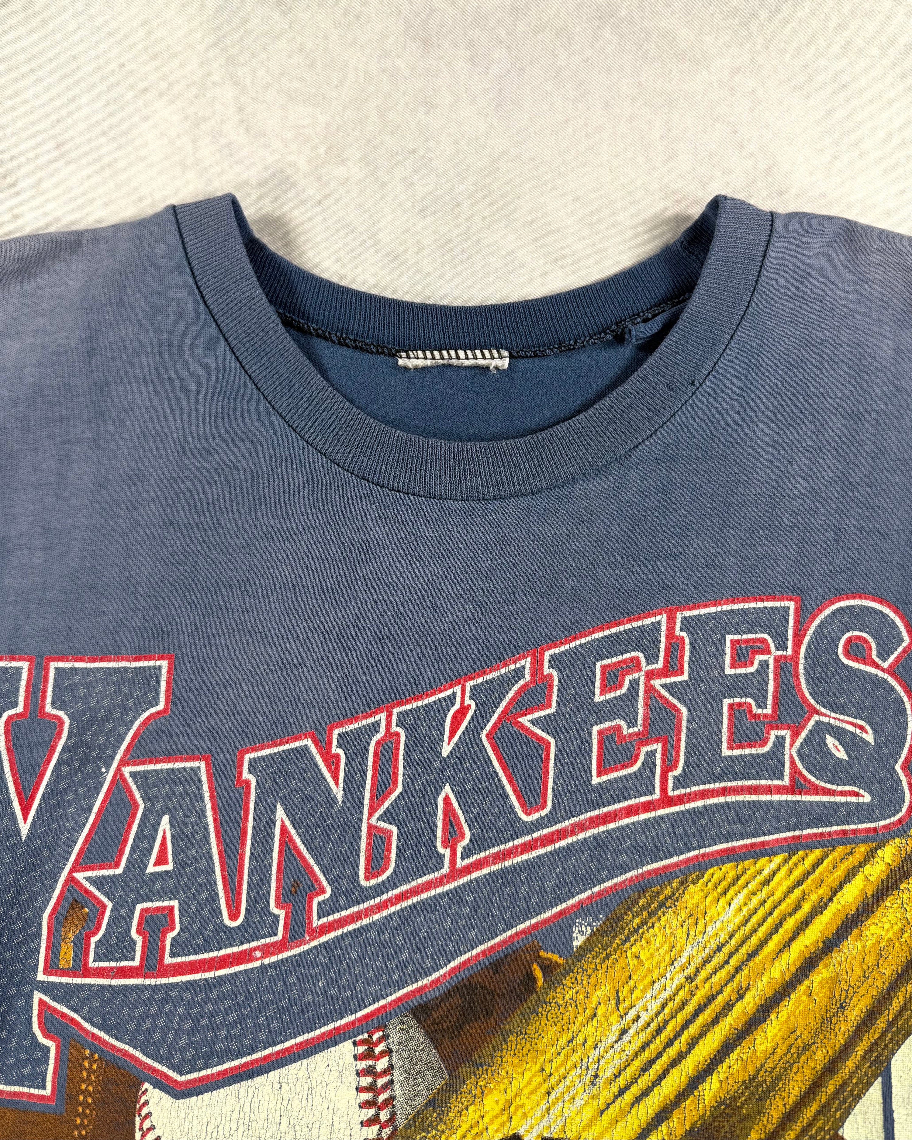 Vintage 1998 Yankees Faded T-Shirt Navy (L)