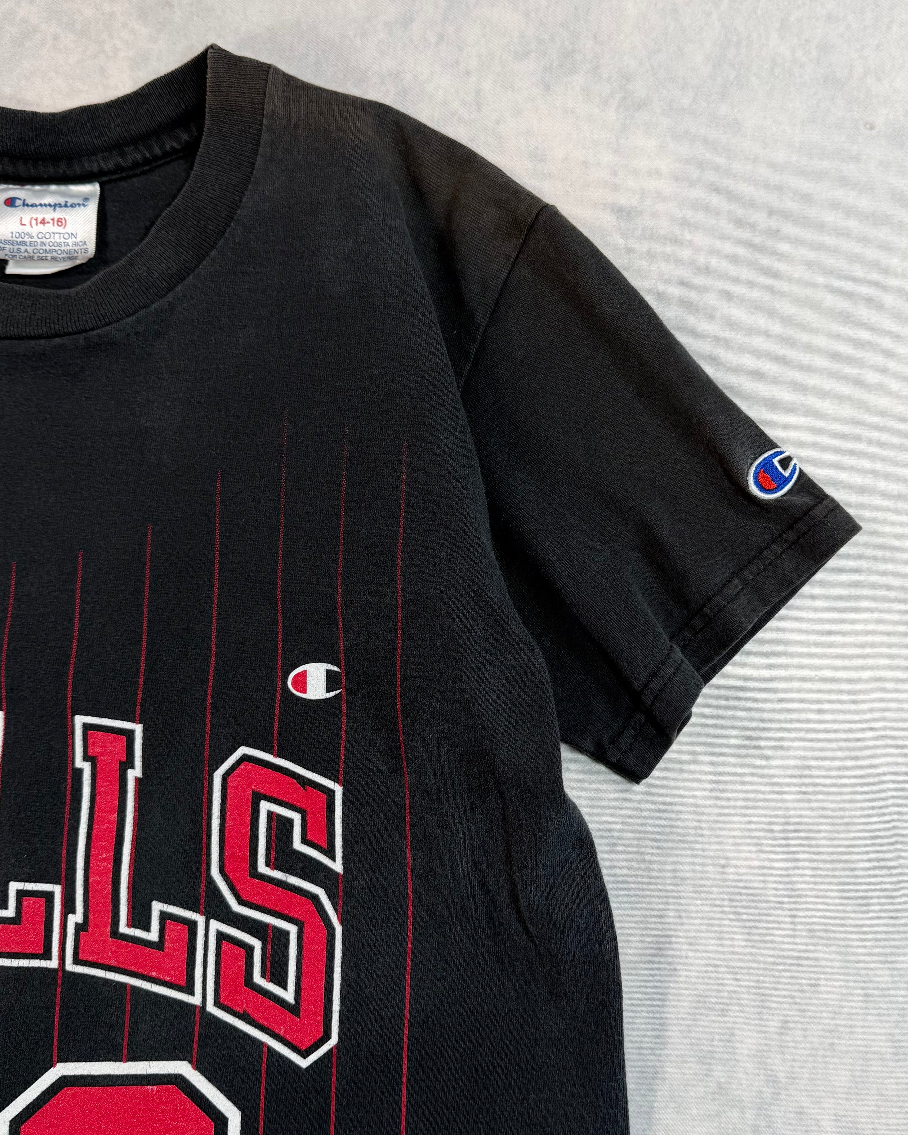 Vintage Chicago Bulls Michael Jordan Jersey T-Shirt Black (Youth Large)