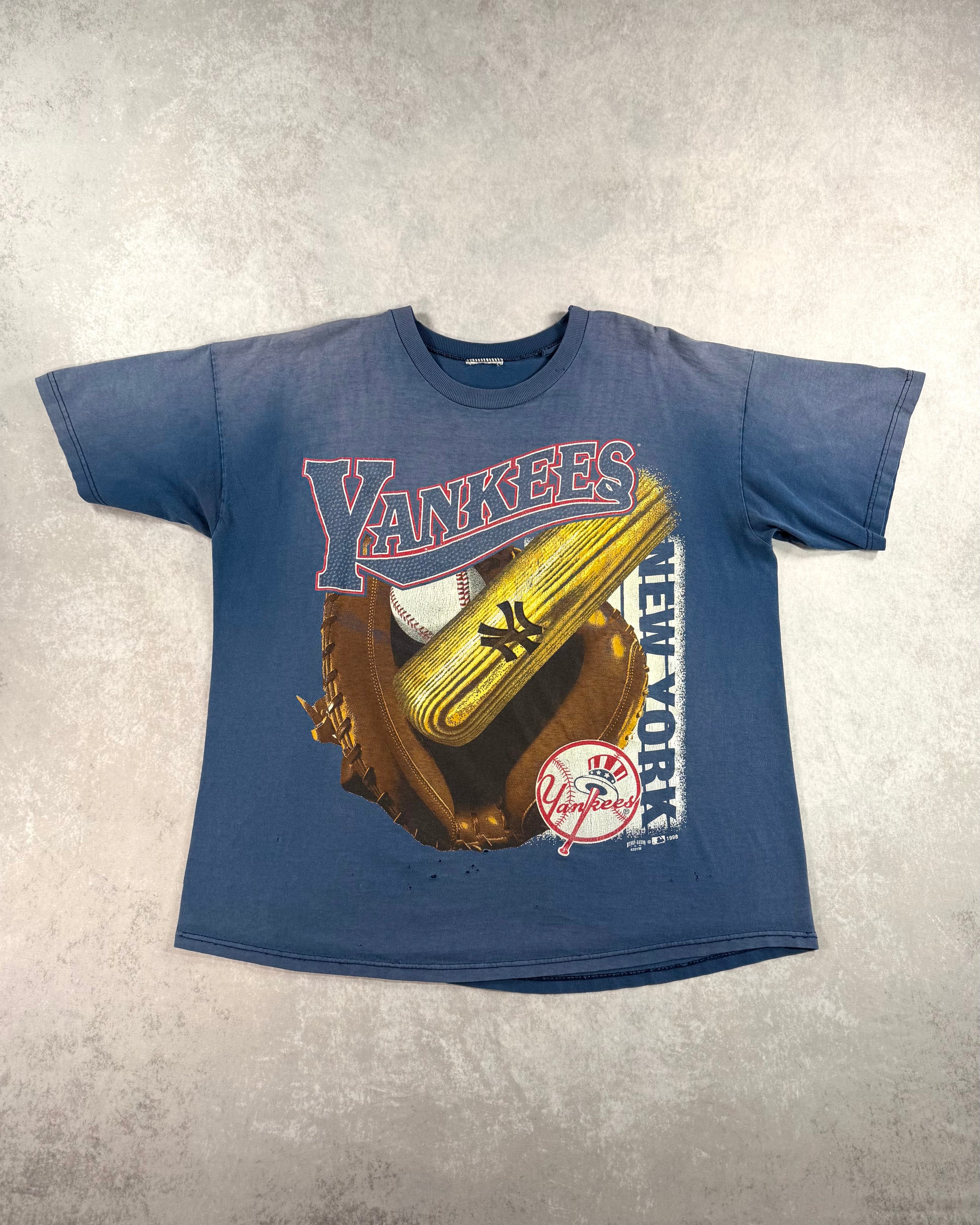 Vintage 1998 Yankees Faded T-Shirt Navy (L)