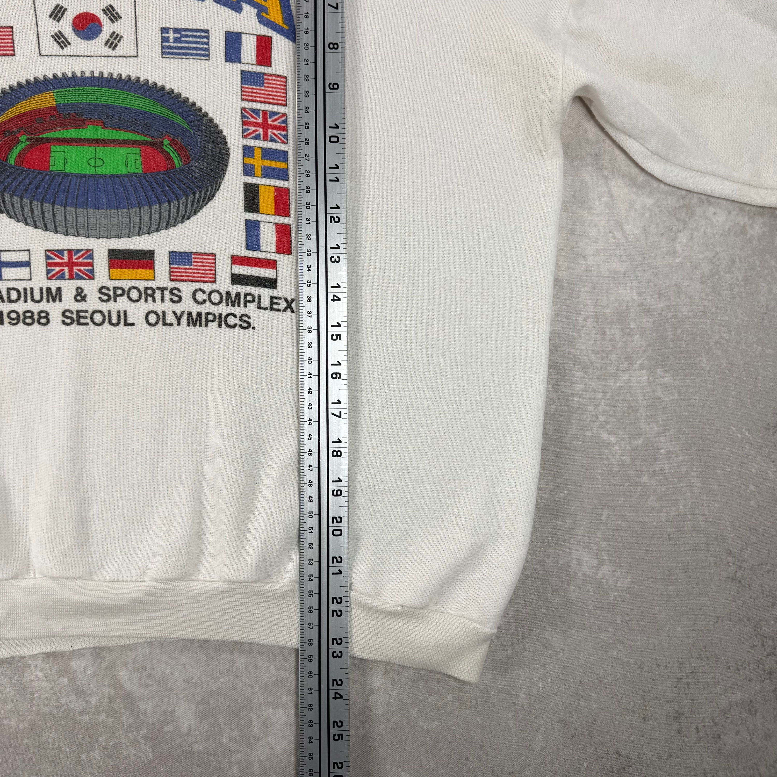 Vintage 1988 Korea Seoul Olympics Crewneck Sweatshirt White (M)