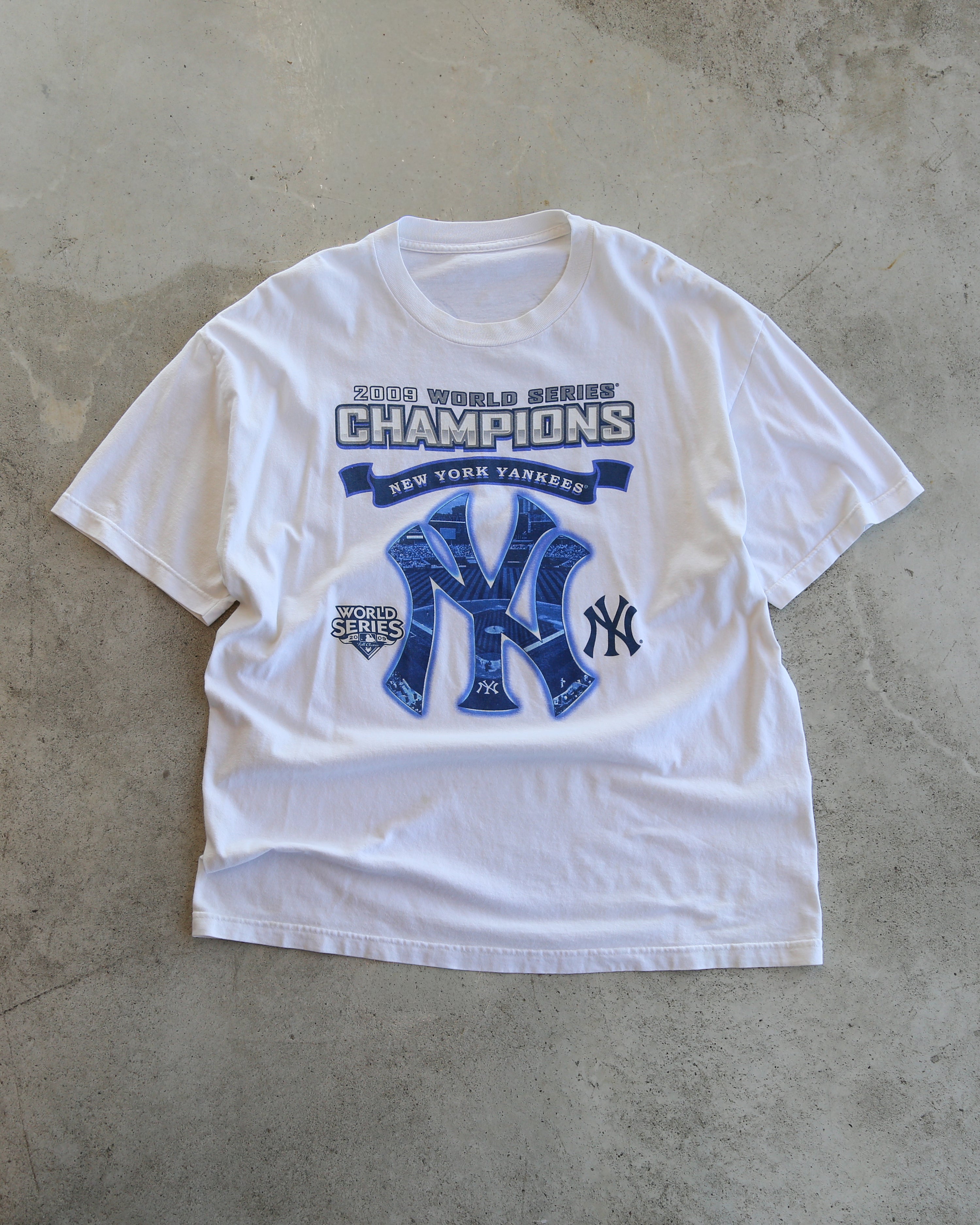 Yankees 2009 World Series Champions T-Shirt White (XL)