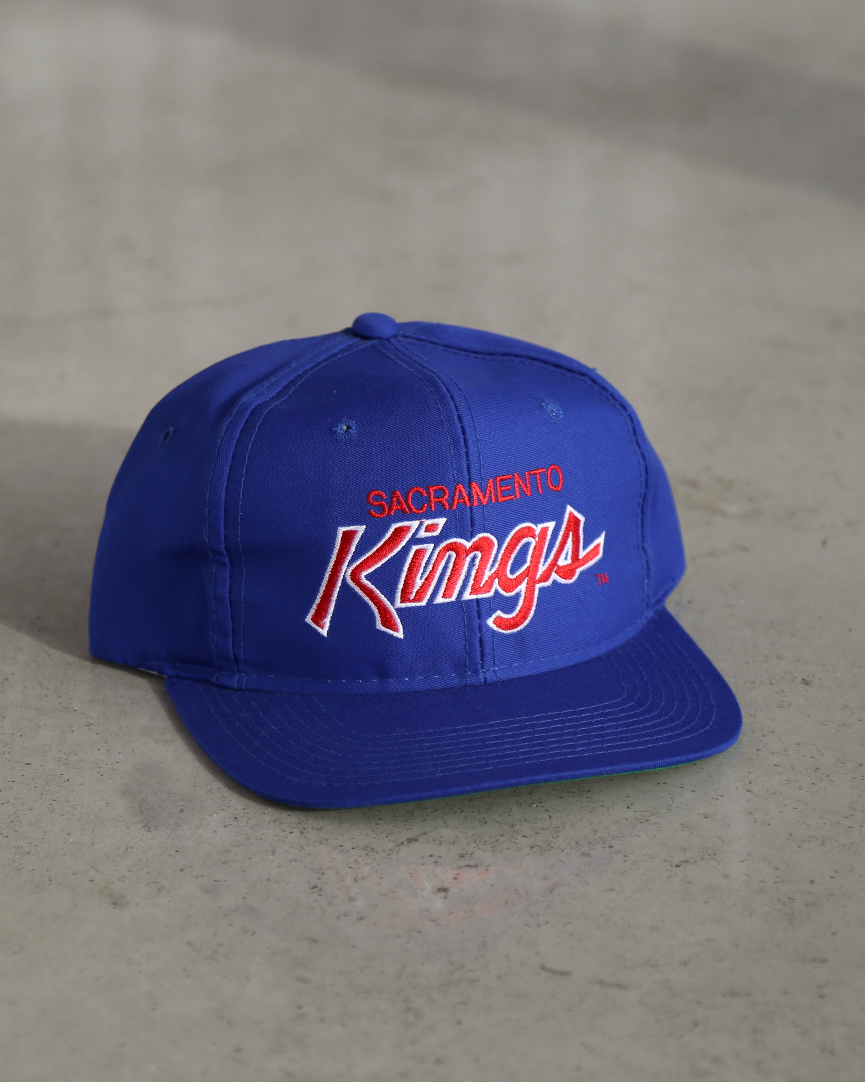 Vintage 90s Sacramento Kings Sports Specialties Script Snapback Hat