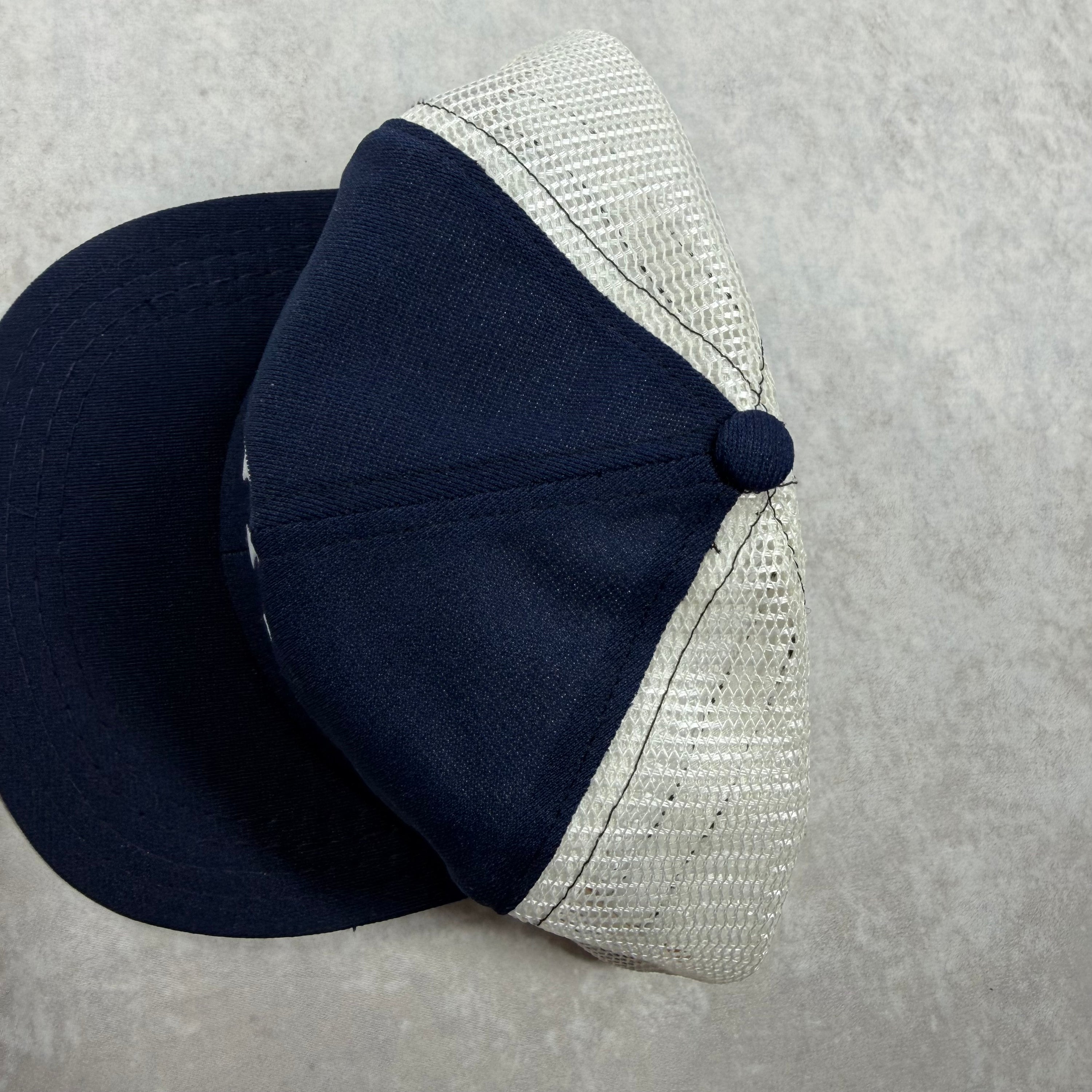 Vintage 1980's New York Yankees Two Tone Snapback (OS)