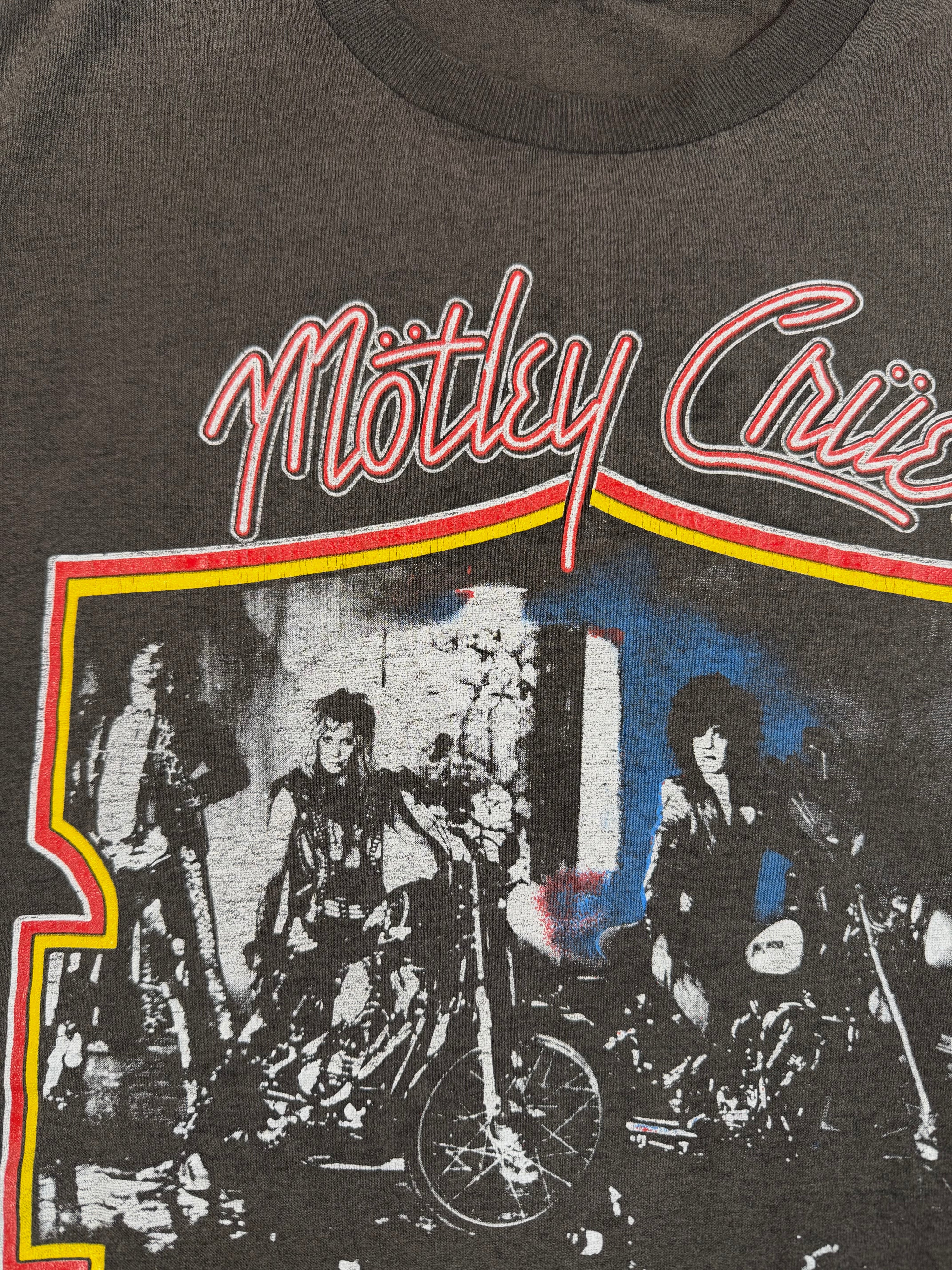 Vintage 1987 Motley Crue “Girls Girls Girls” “LA California” Band T-Shirt Faded Black (S/M)