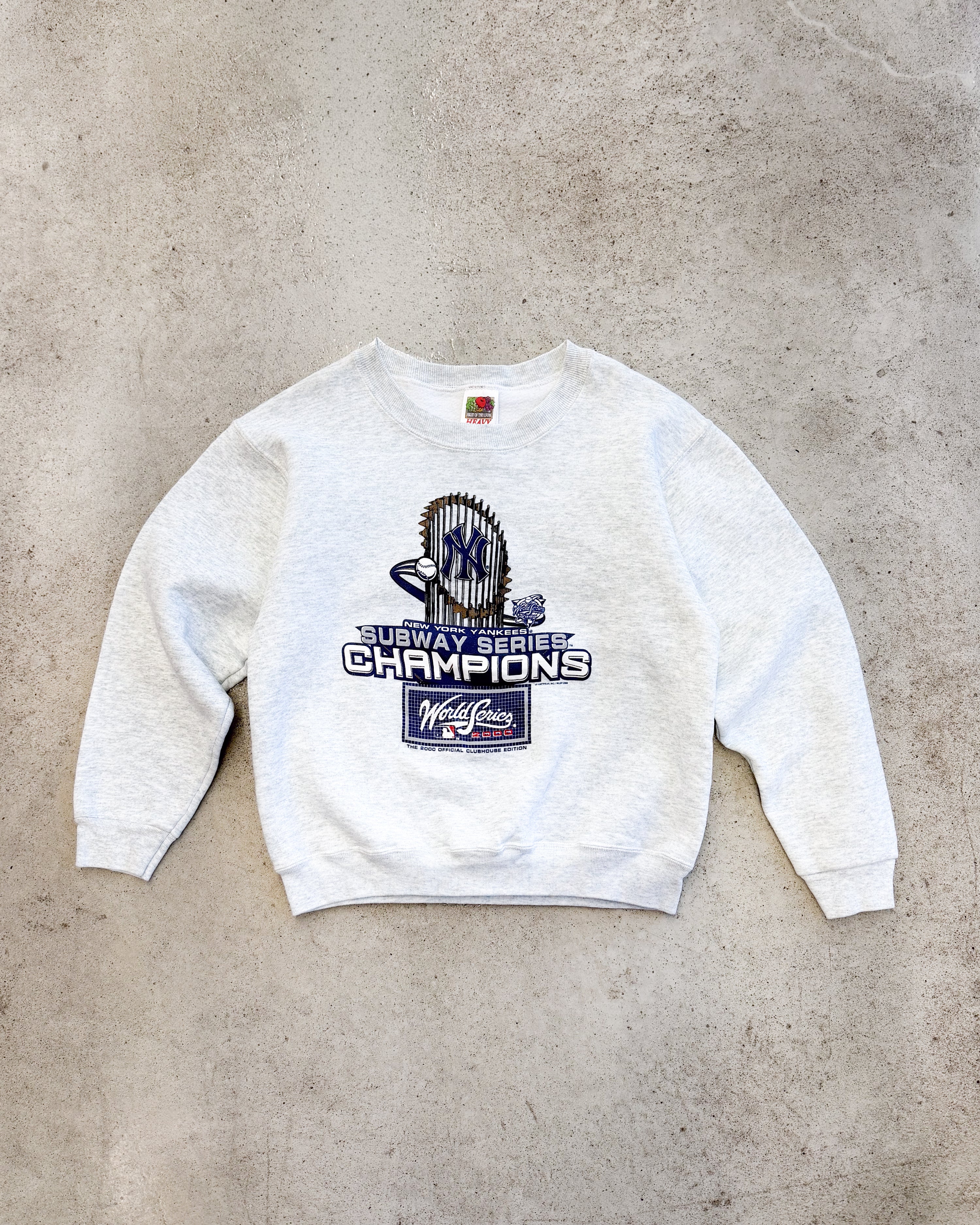 Vintage 2000 New York Yankees Champions Crewneck Grey (Youth Large)