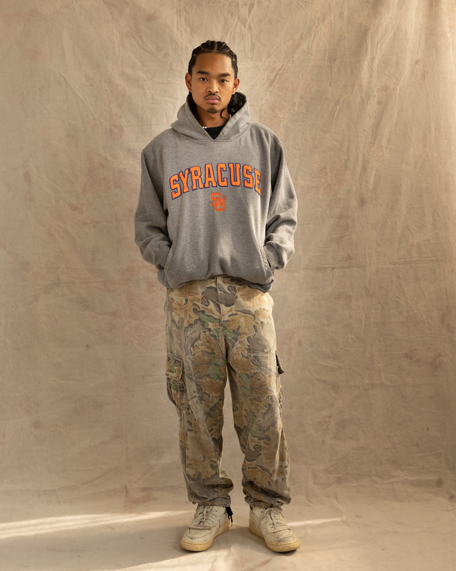 Vintage Y2K Syracuse Collegiate Hoodie Grey (L)