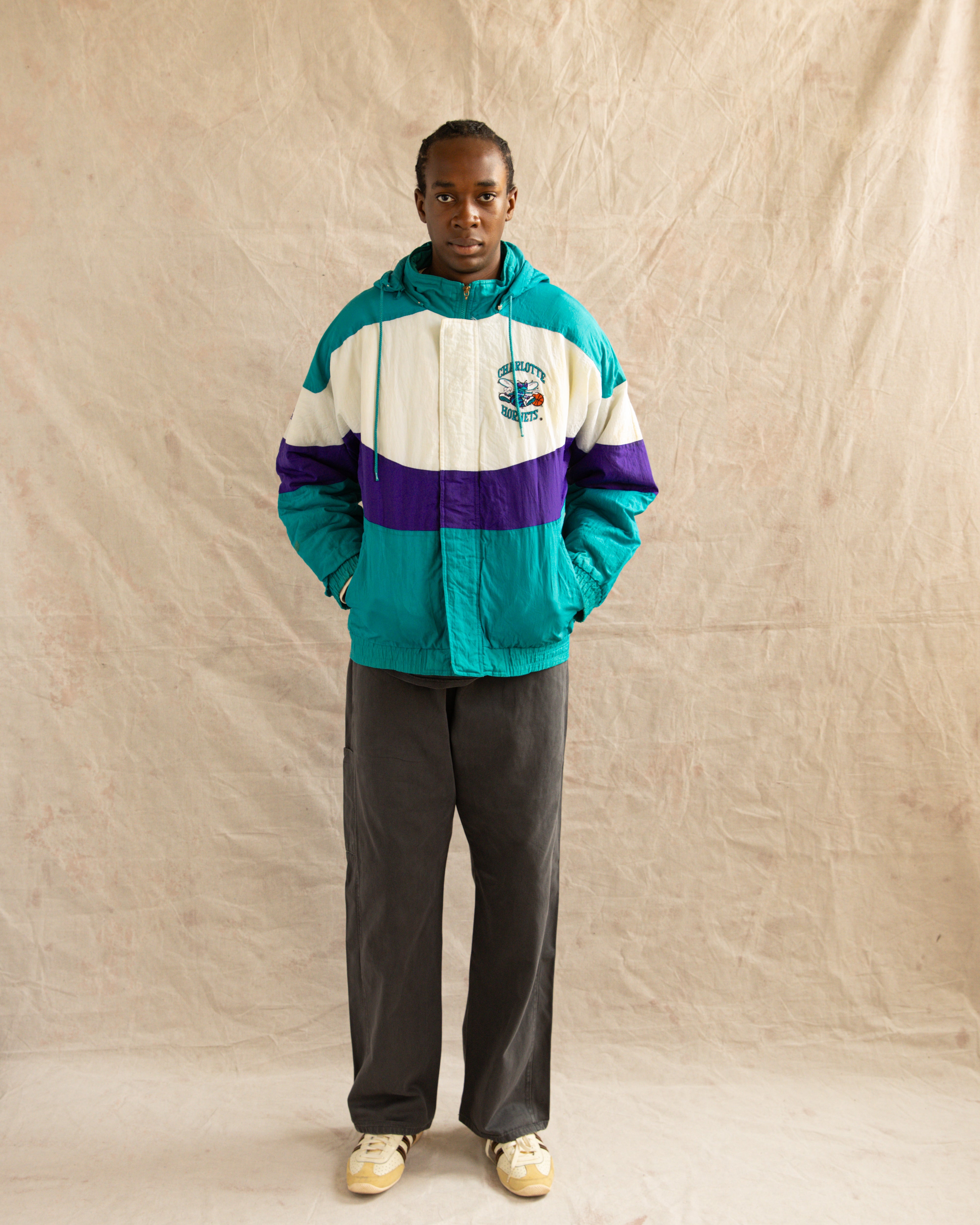 Vintage 90s Charlotte Hornets NBA Apex One Jacket Teal (XL