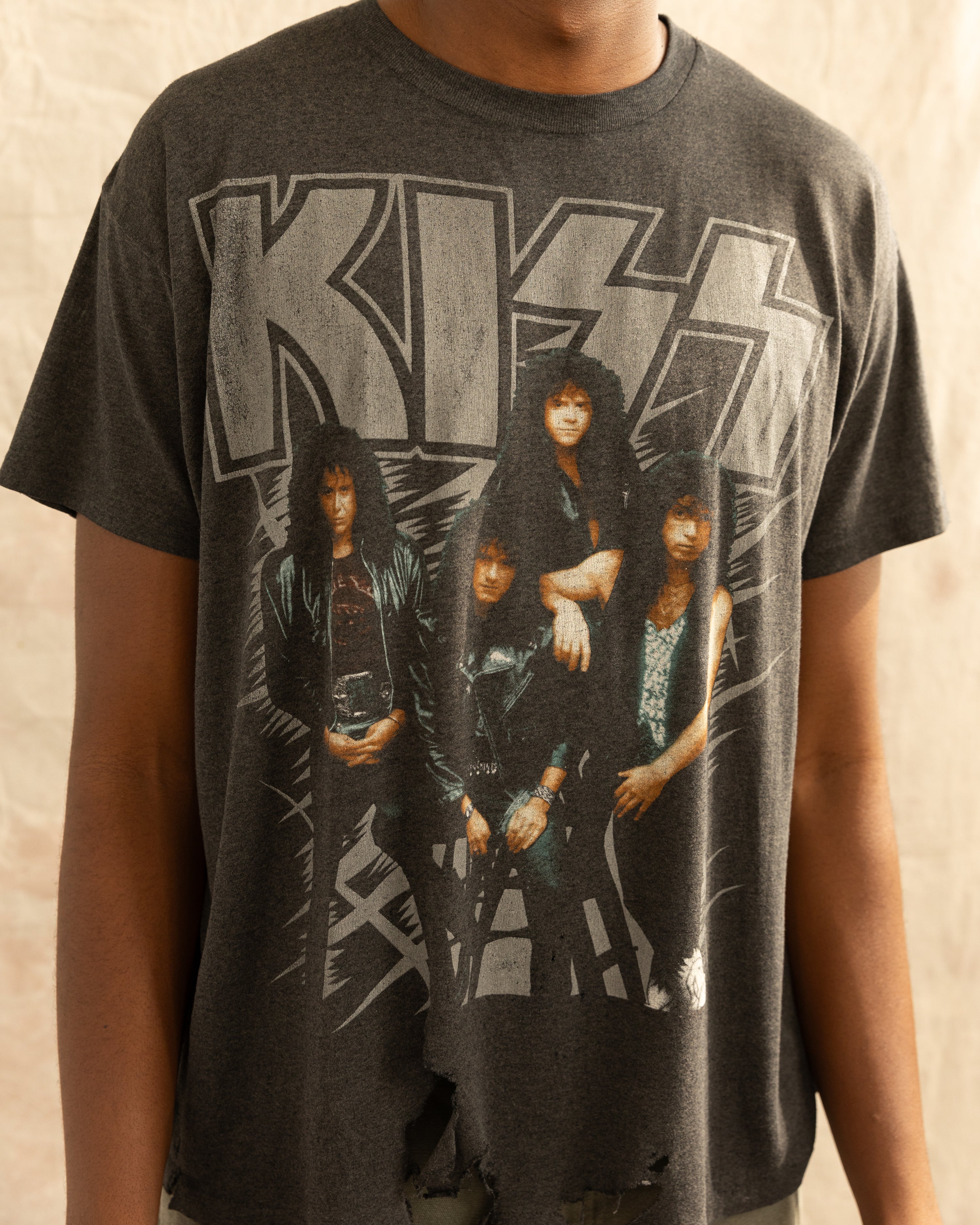 Vintage 1990 Kiss Hot In The Shade Tour Band T-Shirt (L)