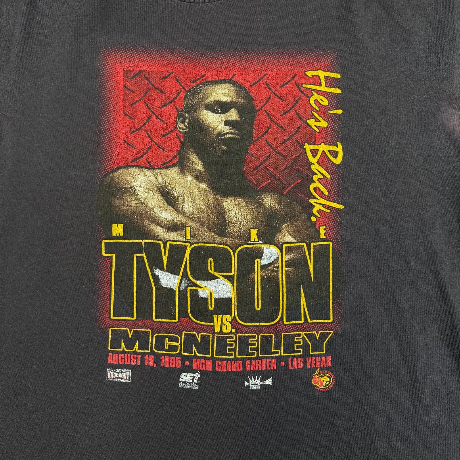 Vintage 1995 Mike Tyson vs McNeeley Boxing T-Shirt (XL)